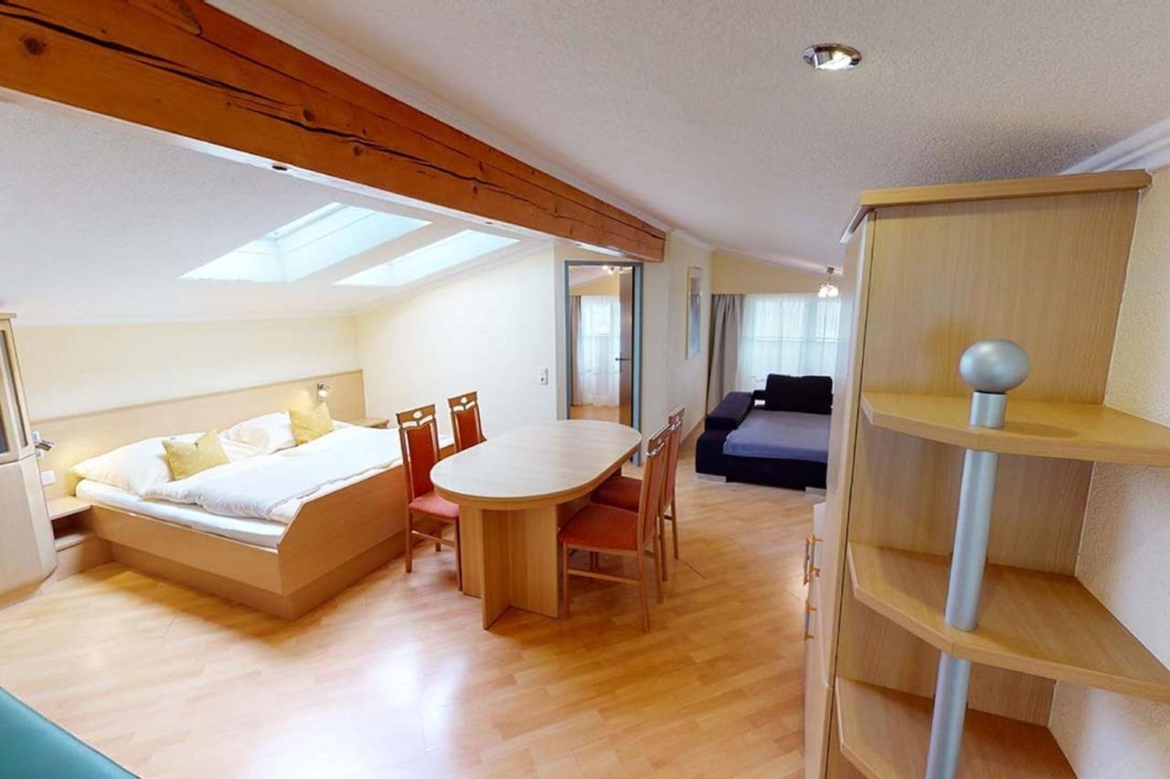 Voralpenhotel Schmoller Sankt Georgen im Attergau Exteriör bild